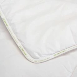 CAMILIA - Couette Tempérée Anti-acarien Thermorégulatrice - 140x200cm 7 CAMILIA - Couette Tempérée Anti-acarien Thermorégulatrice - 140x200cm -Doublures De Lit Soldes 2024 Couette temperee CAMILIA 27335666 Z 1